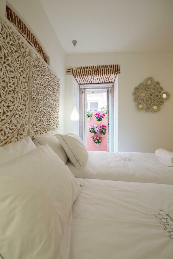 Sunshine House - Exclusive Apartment - Home By The Castle Lisboa Dış mekan fotoğraf