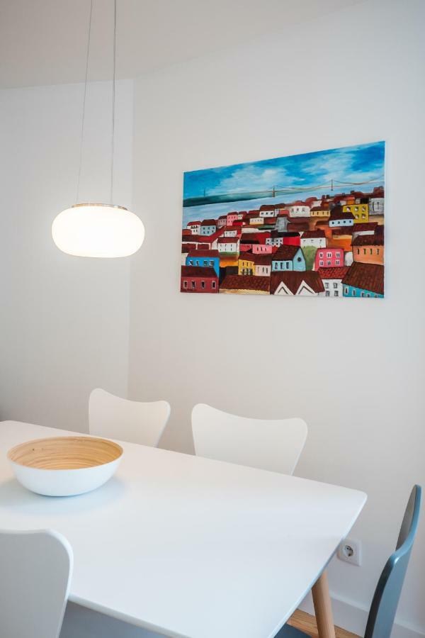 Sunshine House - Exclusive Apartment - Home By The Castle Lisboa Dış mekan fotoğraf